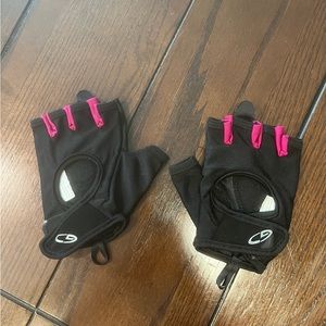 Champion C9 Women’s Black with Purple Accents Adjustable Stretch Training Gloves